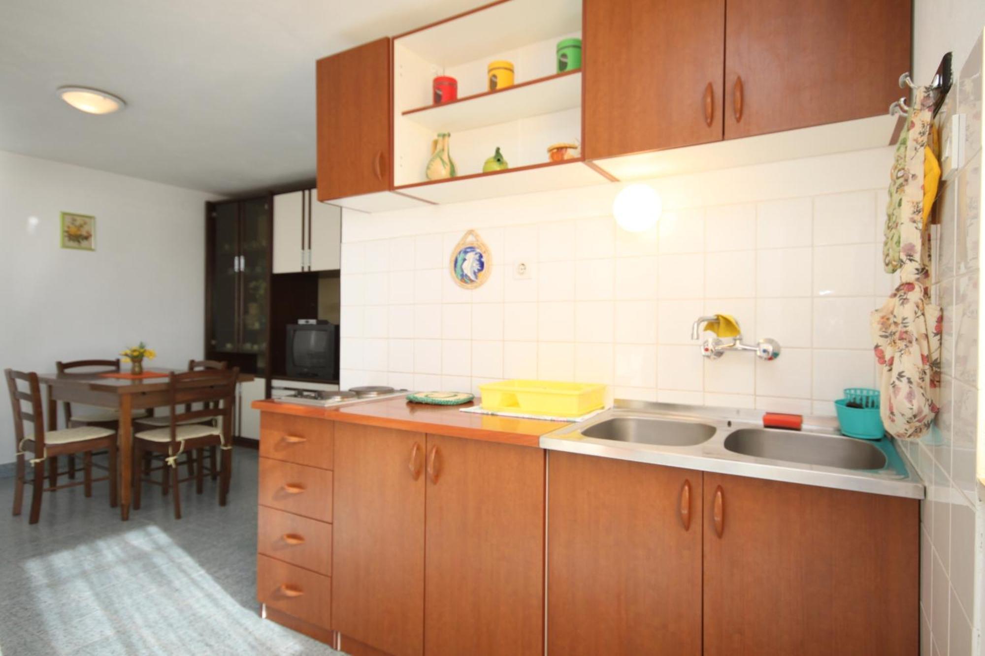 Apartments By The Sea Marusici, Omis - 8632 ميميتسا الغرفة الصورة