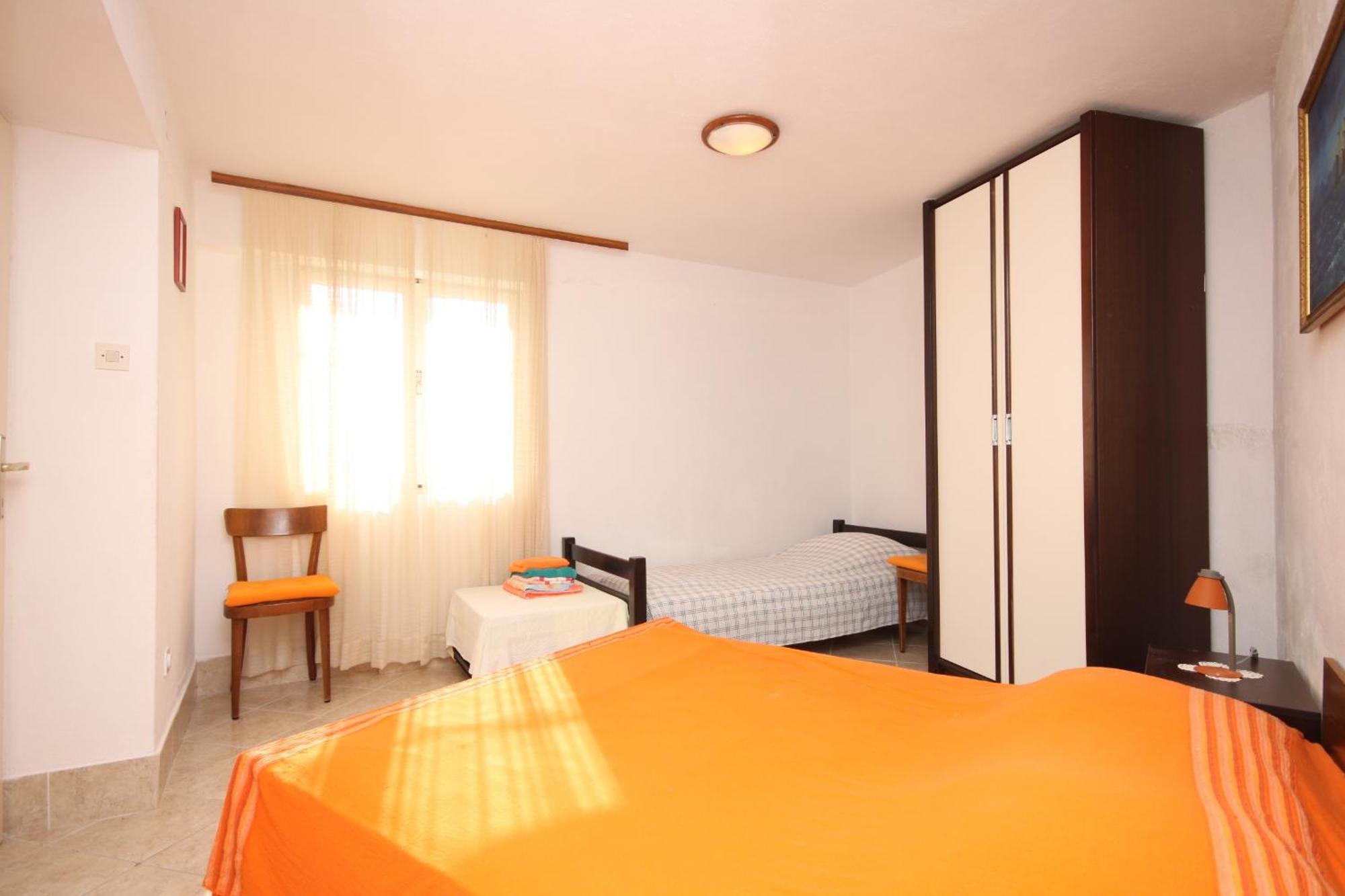 Apartments By The Sea Marusici, Omis - 8632 ميميتسا الغرفة الصورة